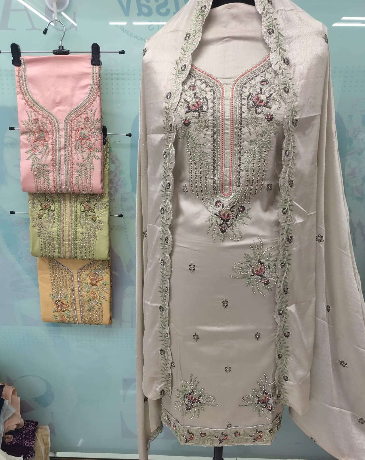 utsav suits present heena beautiful designer pakistani salwar kameez collection