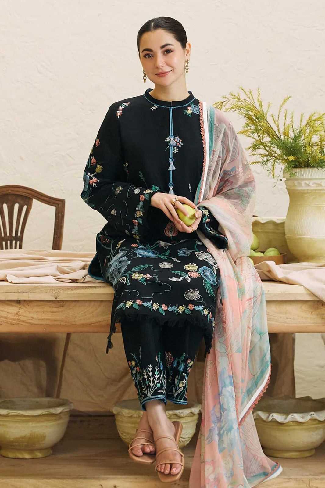 shree fabs 1353 fancy cotton beautiful look pakistani kurti pant with dupatta collection
