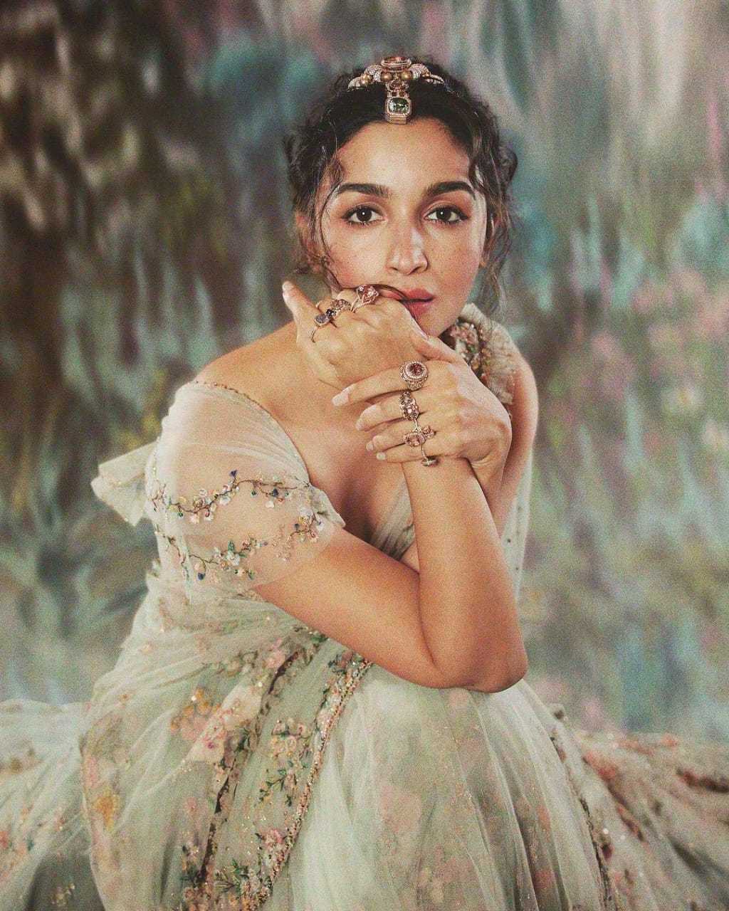 pr 3418 bollywood blockbuster fashionable organza saree with blouse 