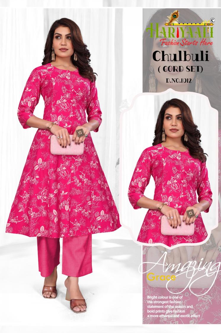 HARIYAALI CHULBULI TRADITIONAL FULL STITCH VERTICAN SILK COMBO KURTI WITH PAIR 