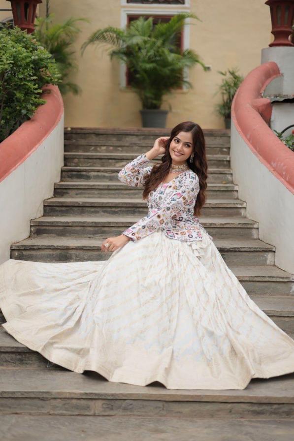 LW 7127 HALF SAREE READYMADE VISCOSE JACQUARD FESTIVAL WEAR CHANIYA CHOLI 