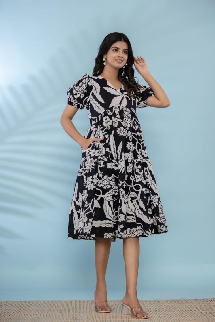 MODERN FLAIRED BOLD COLOURED COMBO ONE PIC TUNIC 