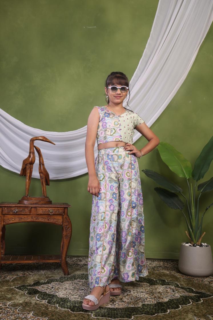 1013 FULLY STITCH CHINON EMBROIDED STYLISH COMBO KIDS KURTI WITH PAIR 