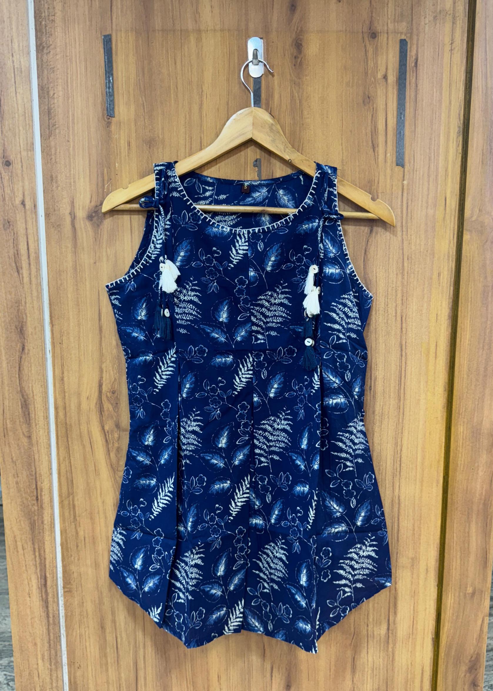 MODERN PATTERN HIT DESIGN FULLY STITCH CLASSIC COMBO SHORT TOP FOR GIRLS 