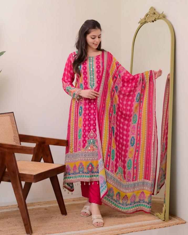 PR 9STAR FASHION RADHA VOL-8 HAVYE MUSLIN COTTON WITH REAL MIRROR HANDWORK FANCY DESIGNER SUITS
