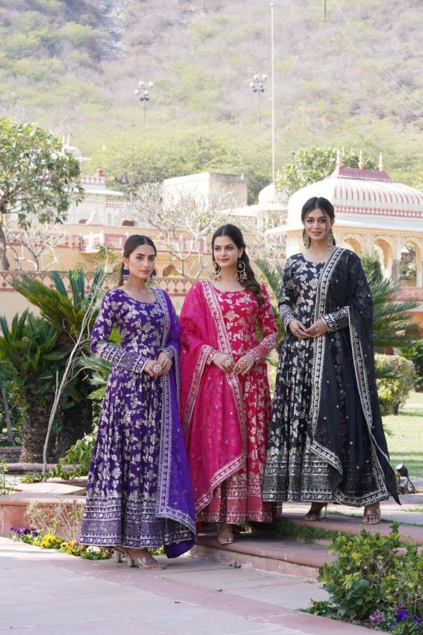 LW 9172 VISCOSE DIABLE JACQUARD FULL STITCH GOWN WITH DUPATTA ONLINE 