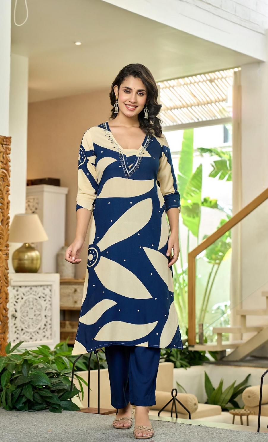 MODERN PATTERN RAYON READYMADE STYLISH COMBO KURTI WITH PAIR