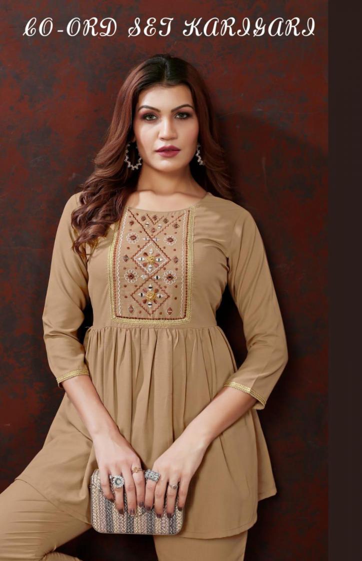 MOKSH  KARIGIRI Vol-1  KURTI PENT COLLECTION BY VARDAN