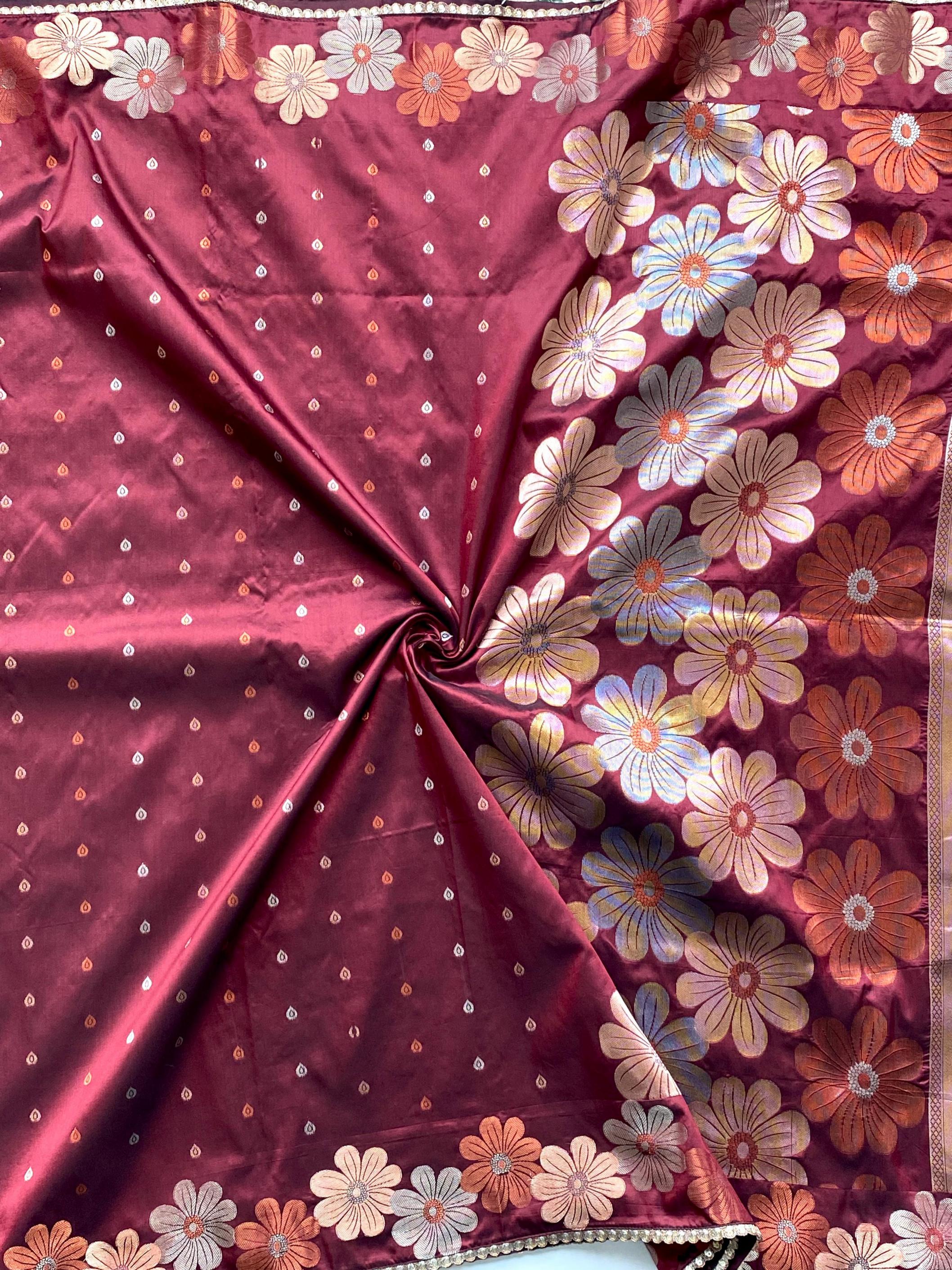 SIYA GOLD WEAVING SILK GORGEOUS LOOK SAREES 