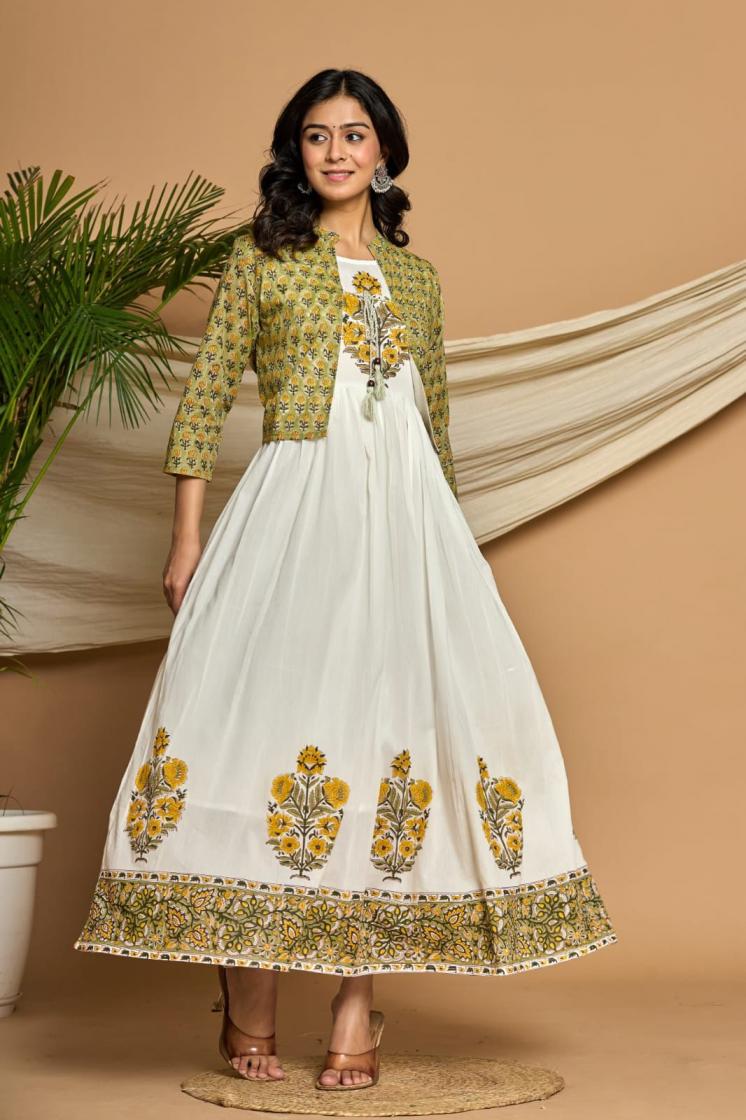 MODERN READYMADE STYLISH COTTON MUL MUL LONG FLAIR COMBO GOWN