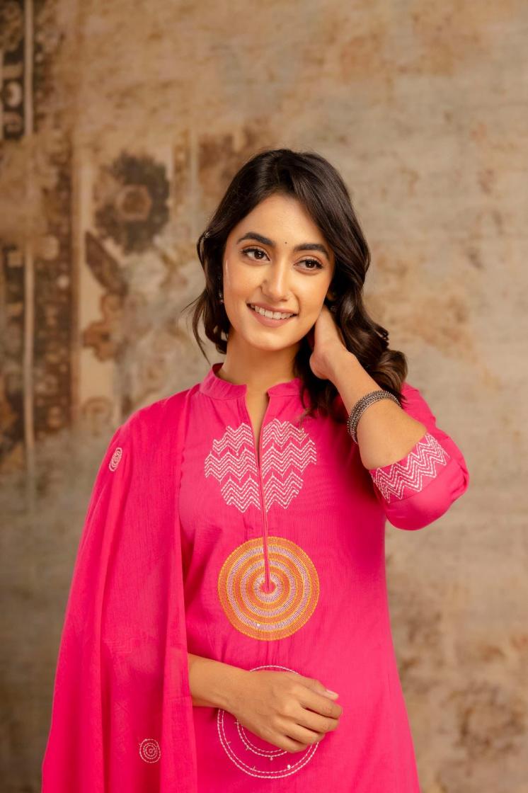 MODERN EMBROIDERED COTTON READYMADE FANCY COMBO SALWAR KAMEEZ 