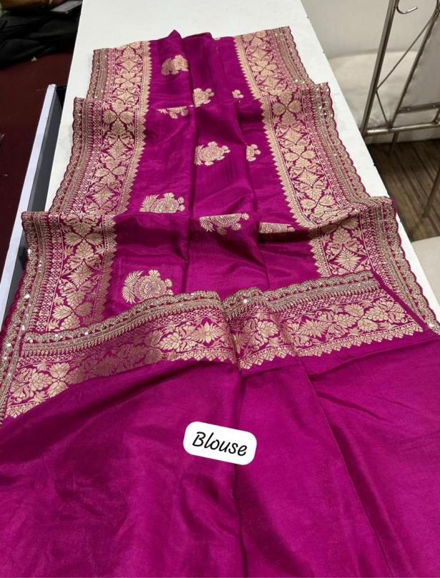 KC 335 RUSSIAN COTTON SILK WEAVING STYLISH SAREES 