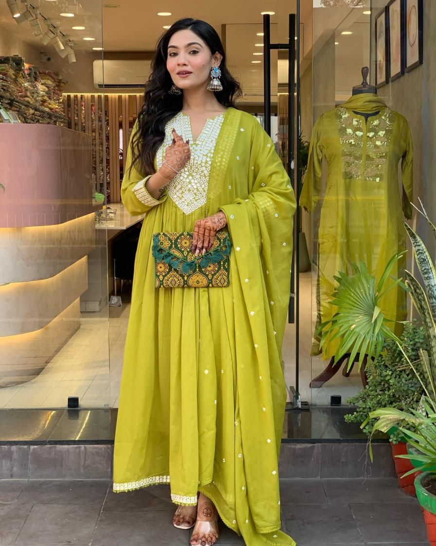 SWARA FULL STITCH MULL CHANDERI 3PCS DRESS ONLINE 