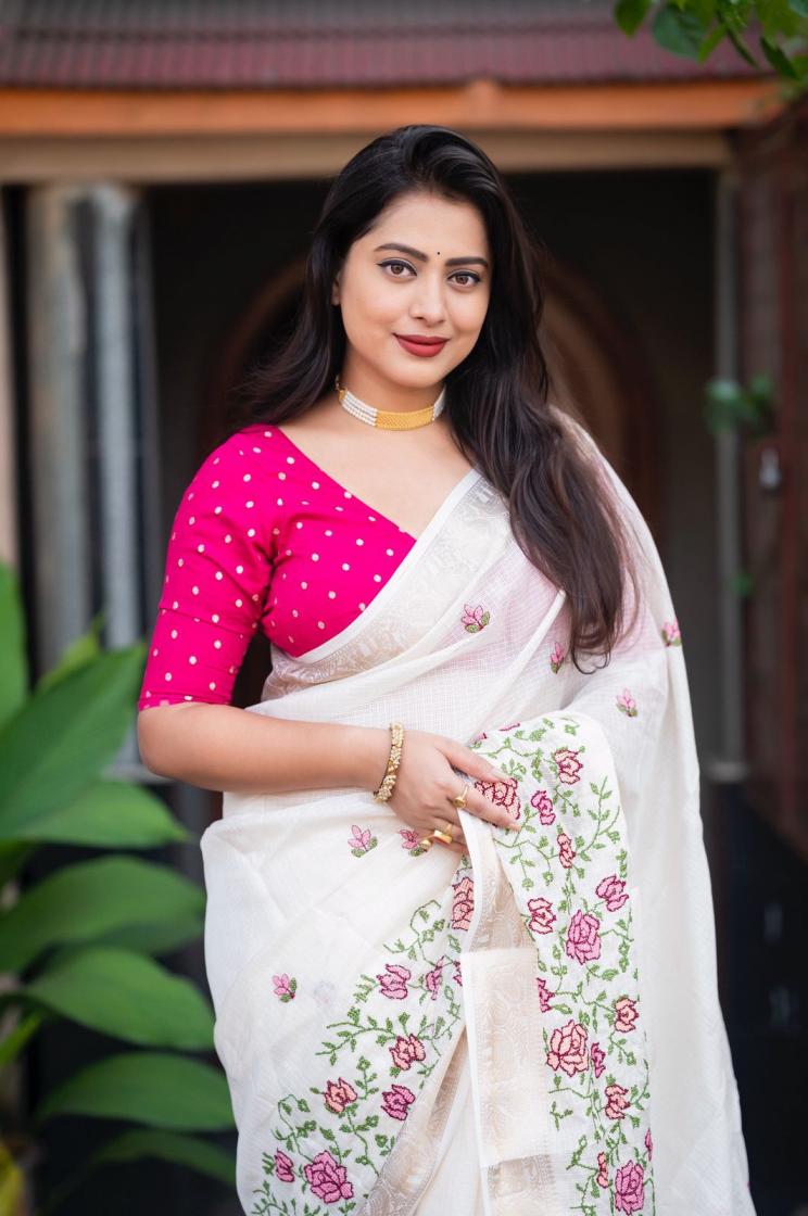 kc 606 anusha elegant style kota doria saree 