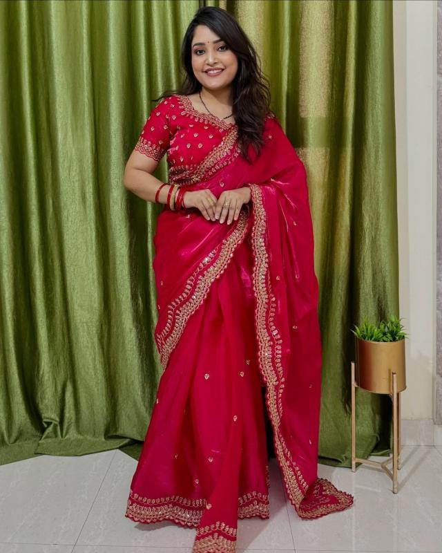 pr ds 697 zim chu classic trendy saree