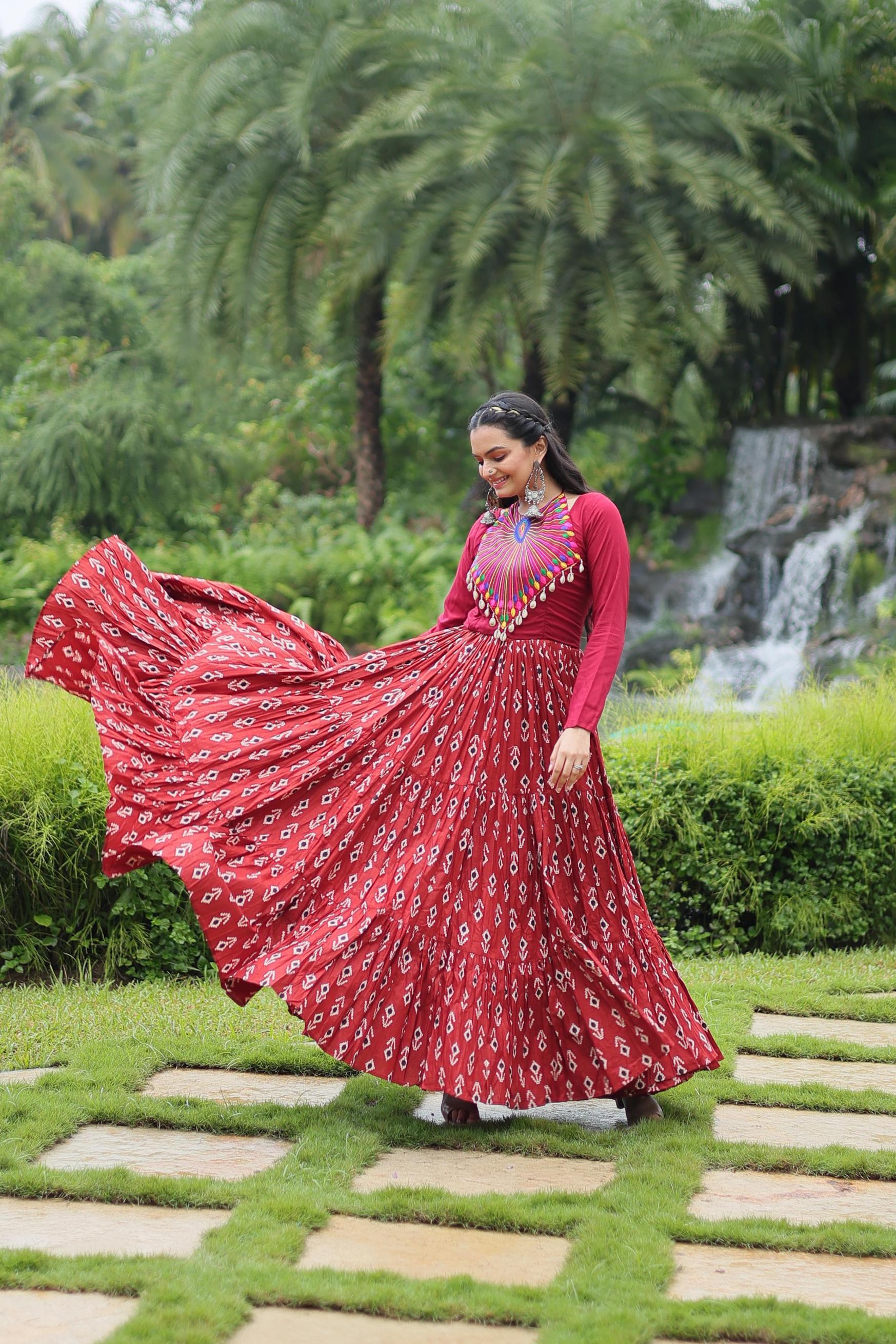 LW 9207 COTTON PREMIUM DESIGN FULL STITCH FLAIR GOWN 