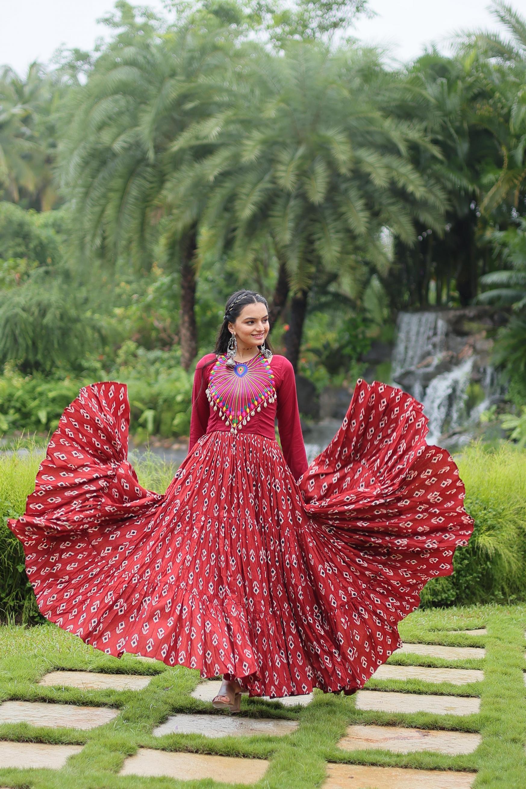 LW 9207 COTTON PREMIUM DESIGN FULL STITCH FLAIR GOWN 