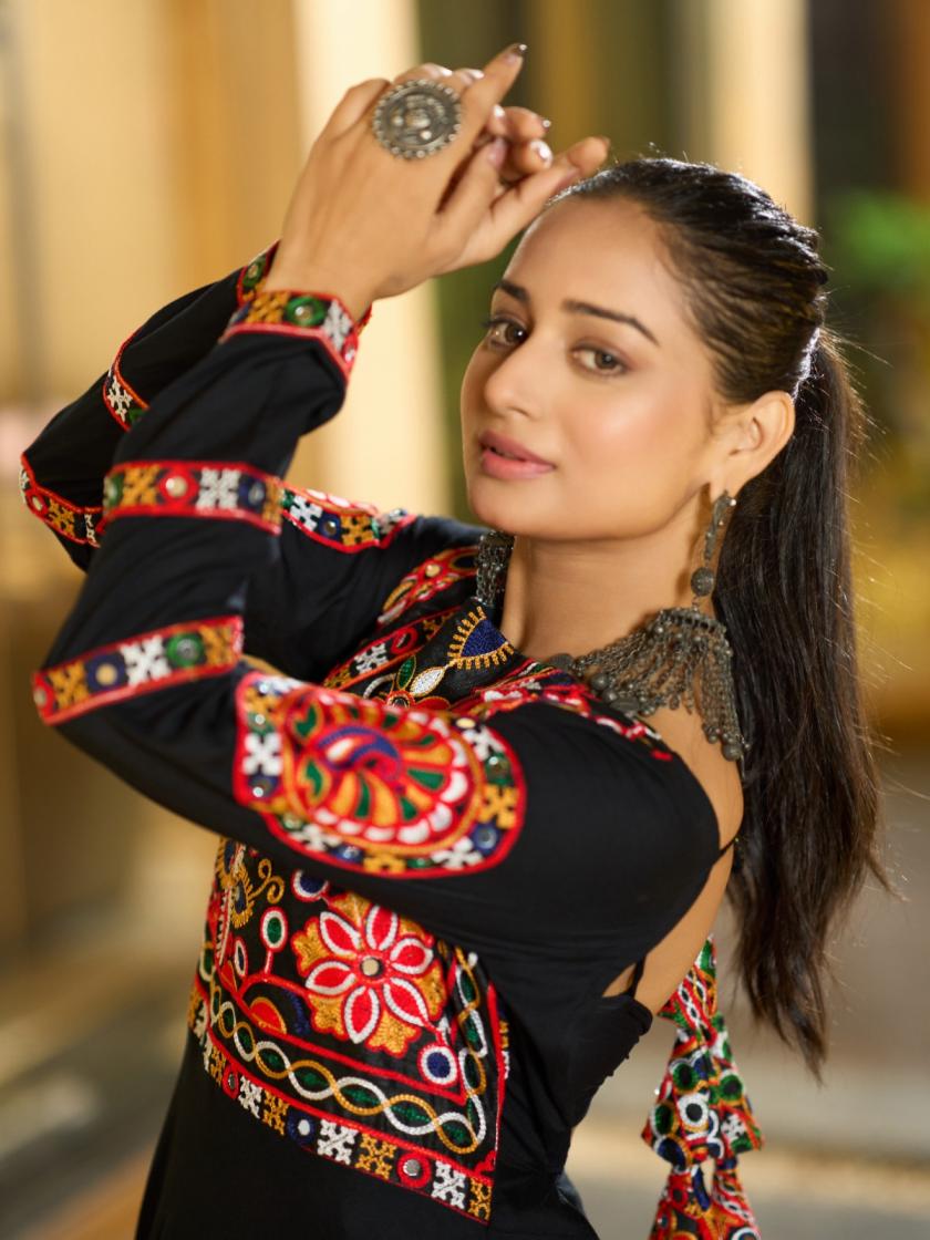 PR 9STAR FASHION NAVRATRI  RAYON  WITH  THREAD WORK & MIRROR  WORK FANCY DESIGNER KURTI 