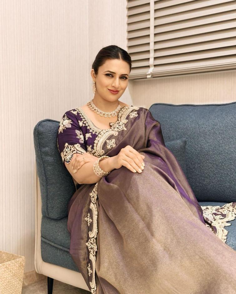 KC 2055 FESTIVAL WEAR GOLD WEAVE SILK SAREES ONLINE 