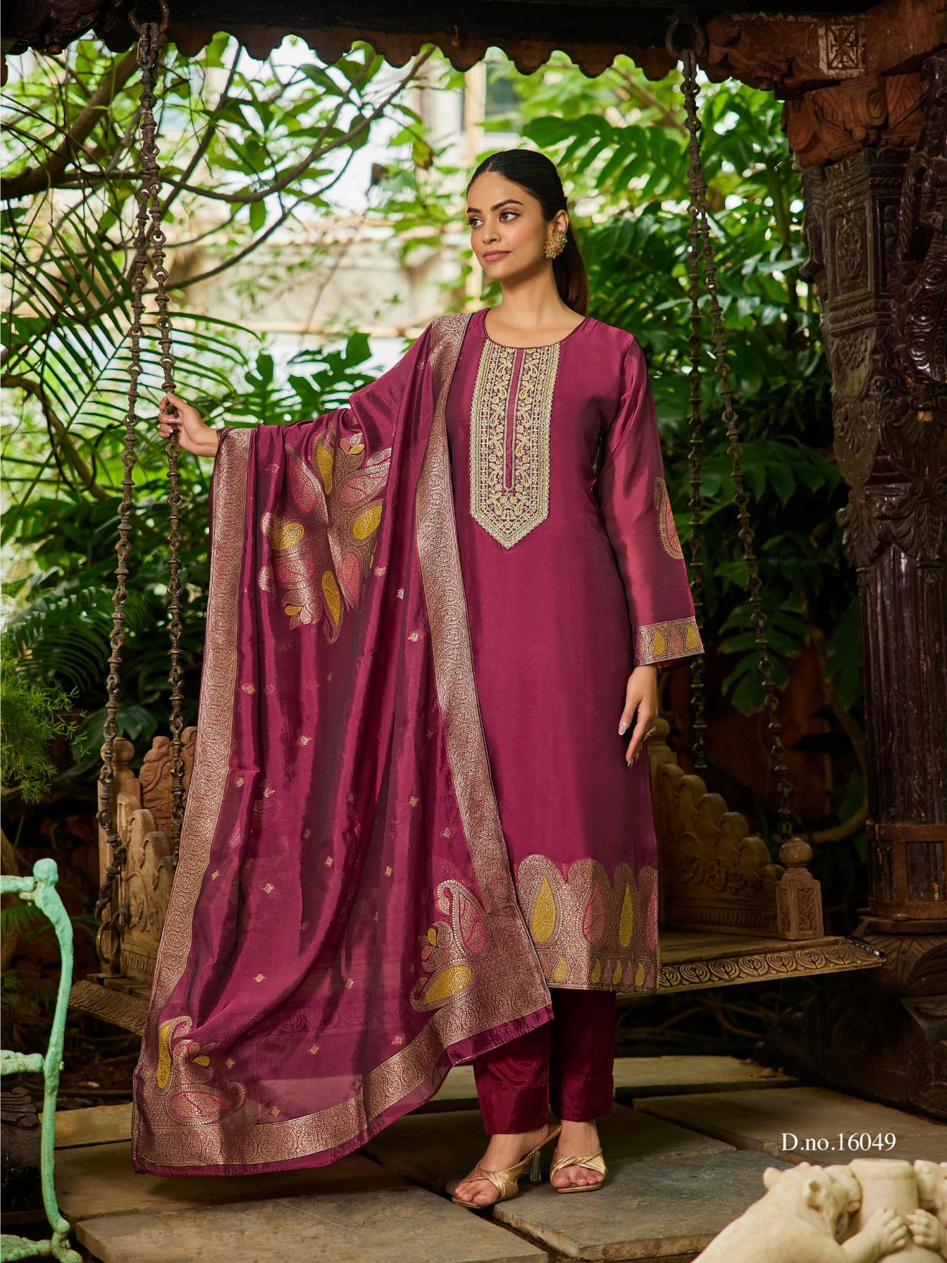 IBIZA NOVA UNIQUE BANGLORY SILK JACQUARD DRESS MATERIALS 