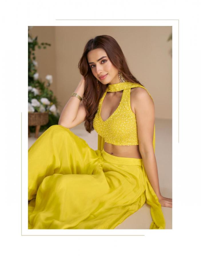 MOON BY SAYURI BOLD COLOR READYMADE 3PCS SET PARTY WEAR COLLCETION